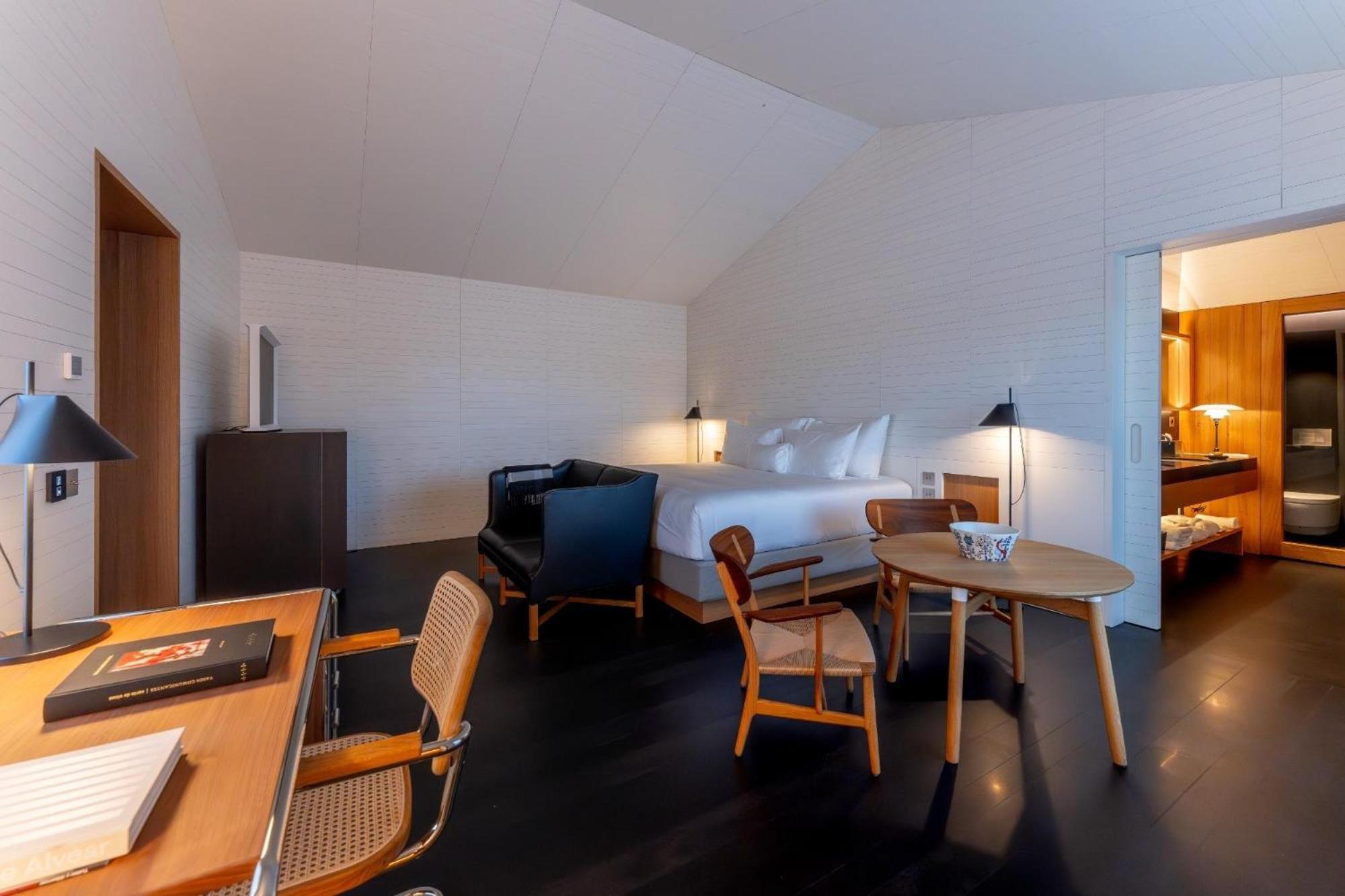 Atrio Hotell Caces Eksteriør bilde