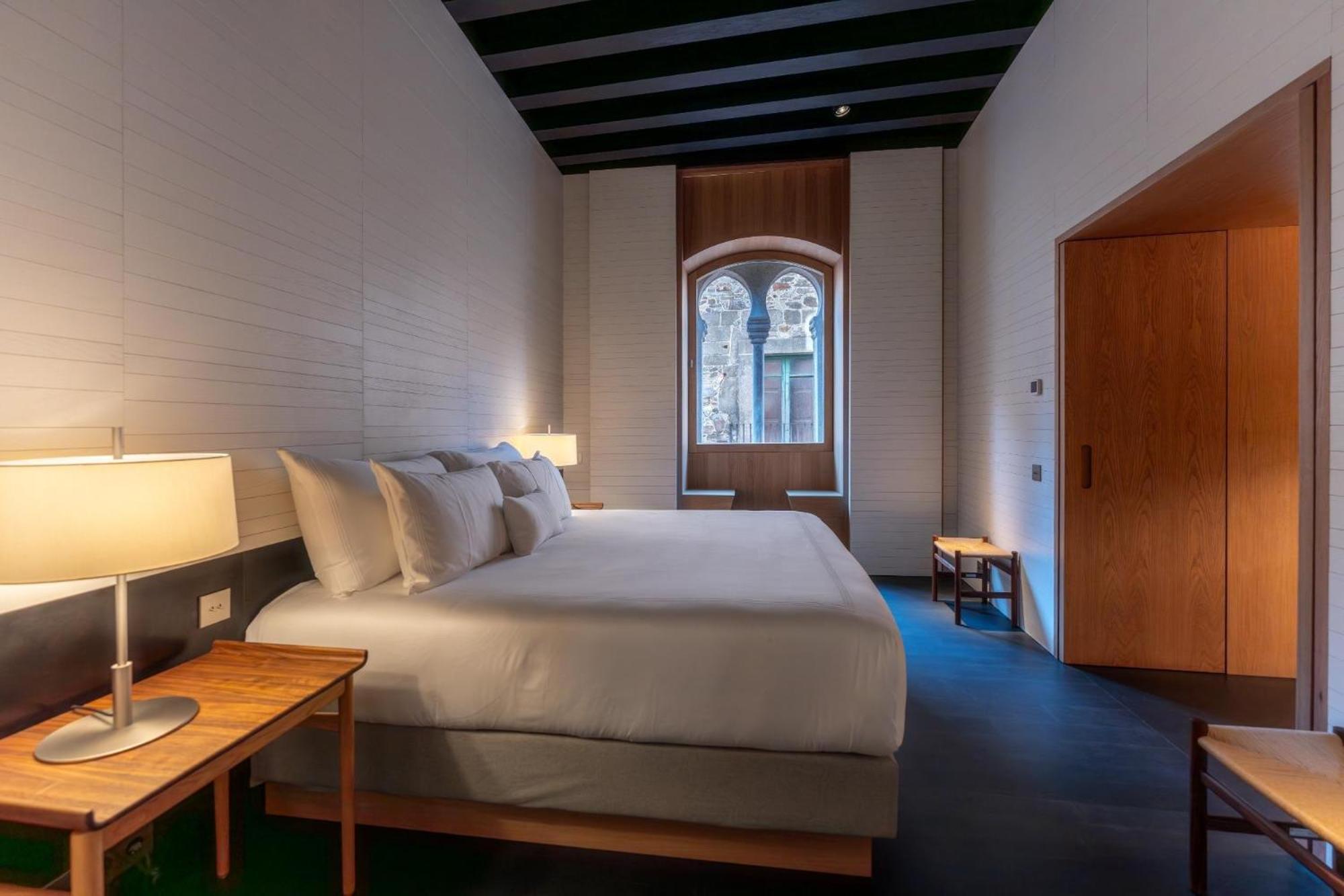 Atrio Hotell Caces Eksteriør bilde